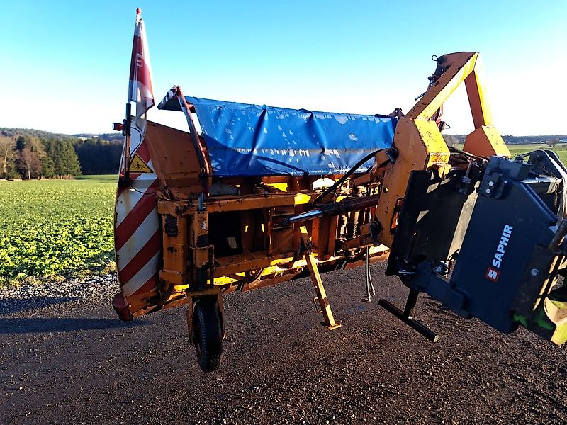 Hydrac Schneepflug 270