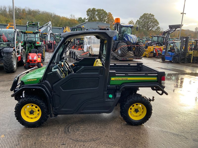 John Deere XUV 865M Gator (ST24808)