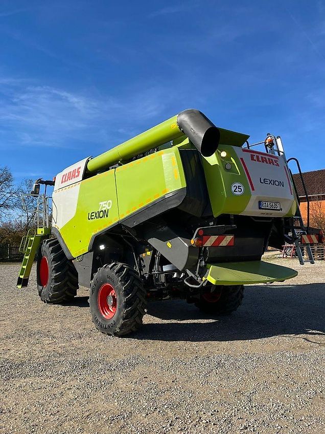 Claas Lexion 750