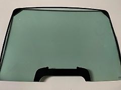 New Holland SZYBA PRZEDNIA CASE STAŁA 82030483