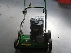 John Deere Vertikutierer D45C Leihgerät 30,00 €/pro Tag