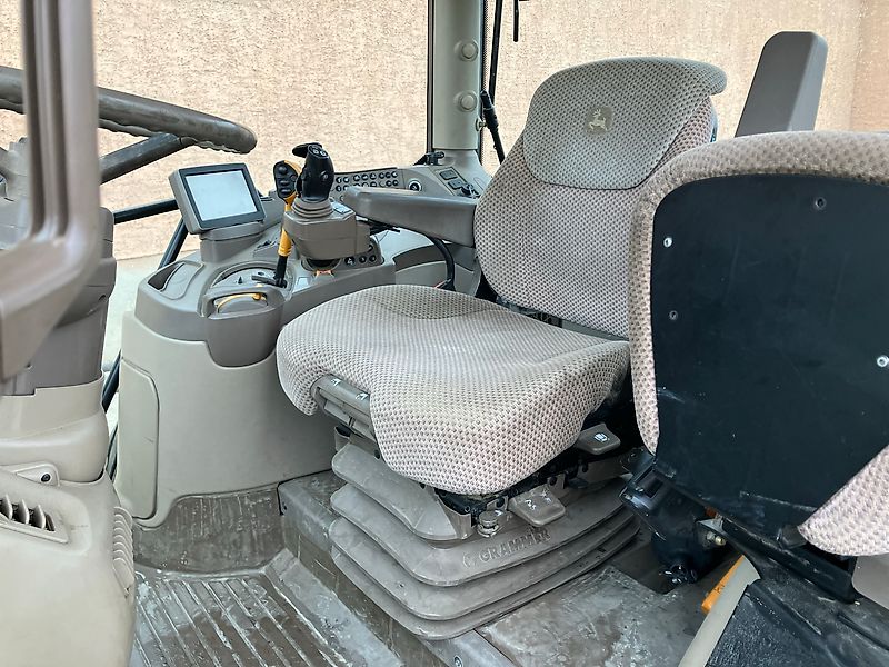 John Deere 6135R + FL 643R