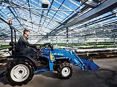Solis 26 Seitenschaltung Frontlader Galaxy Pro Bereifung 4x4
