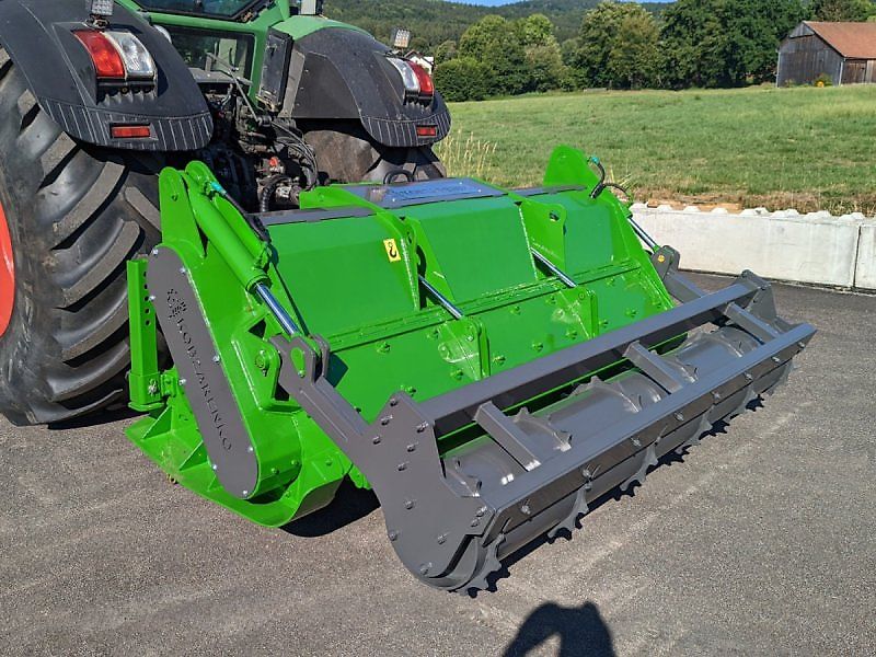 Kobzarenko Forstmulcher 2,5m Drückevorrichtung Häckselklappe