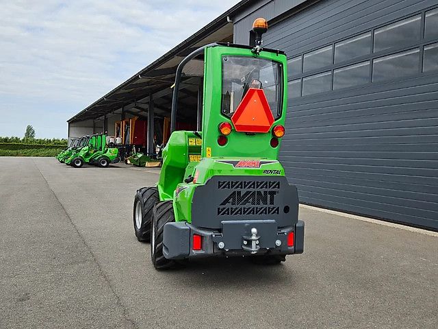 Avant 635i Rental mini-shovel