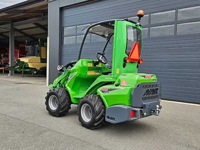 Avant 635i Rental mini-shovel