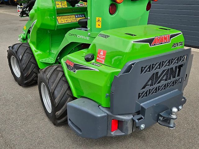 Avant 635i Rental mini-shovel