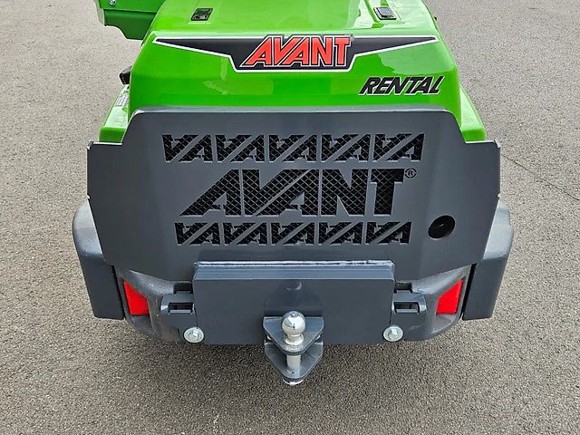 Avant 635i Rental mini-shovel