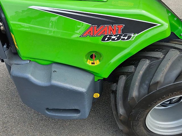 Avant 635i Rental mini-shovel