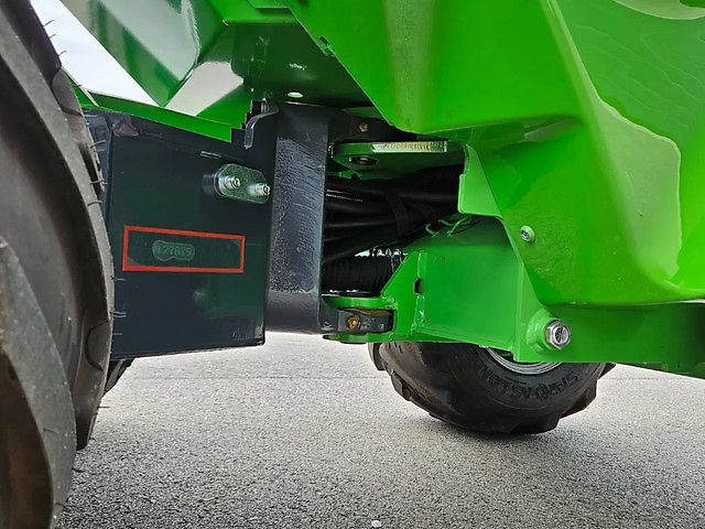 Avant 635i Rental mini-shovel