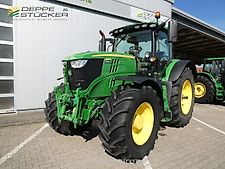 John Deere 6215R