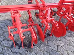 Rau 6 reihige Fronthacke mit Hubgerüst für Schlepper ohne Fronthydraulik mit Hohlscheiben zur Kulturschonung ideal für Hinterradschlepper mit engen Wendekreis keine Schmotzer Fronthacke