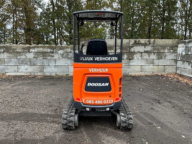 Doosan DX17Z