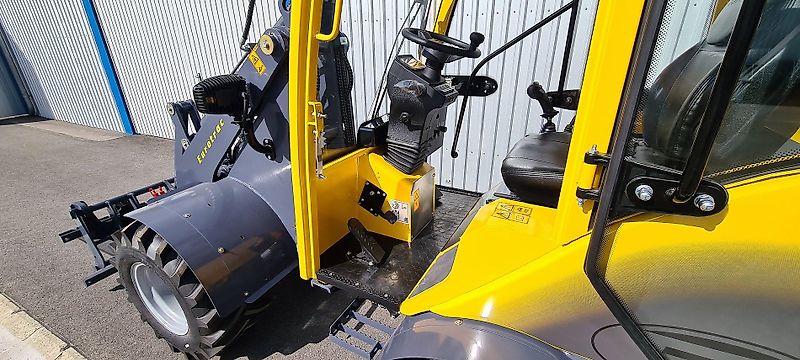 Eurotrac W12-S Kabine 2,90 m Arm 3.Steuerkreis Rückfahrkamera Radio