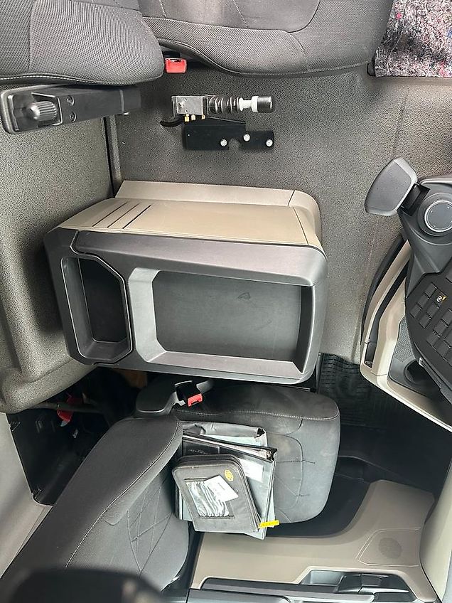 MAN 4-Achs Kipper 8*8 41.510 Hinterkippmulde Netto 127500