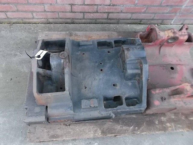 Case IH Puma, vooras drager