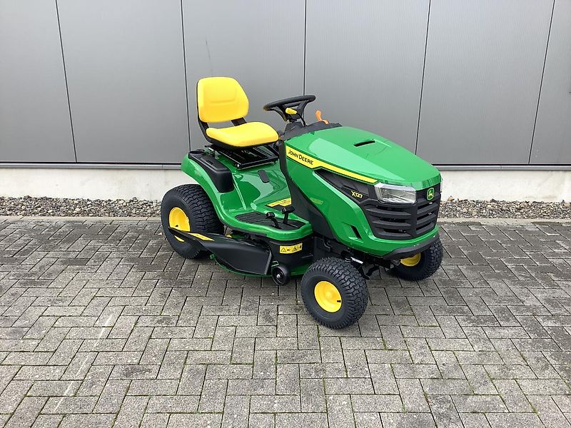 John Deere X127