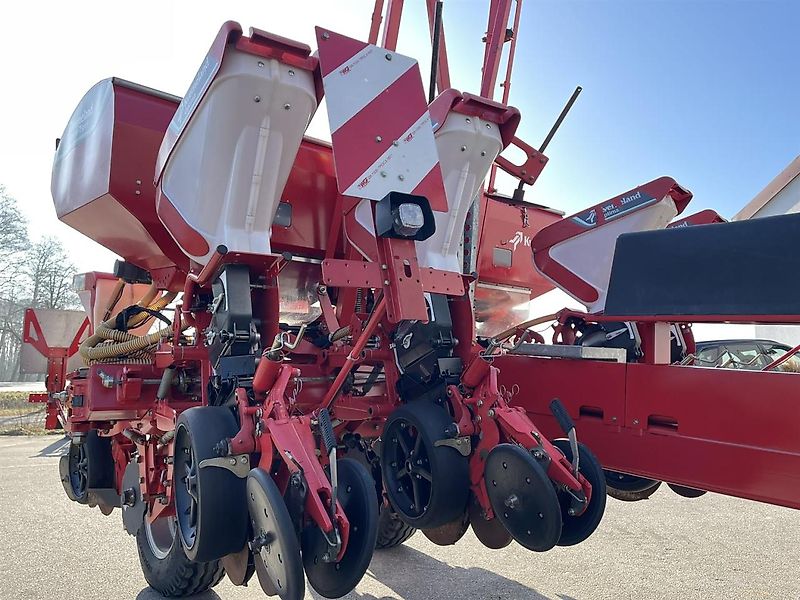 Kverneland Optima TF Profi 2, 8-reihig, mechanischer Antrieb, Düngeeinrichtug, Baujahr 2018, gepflegter Zustand