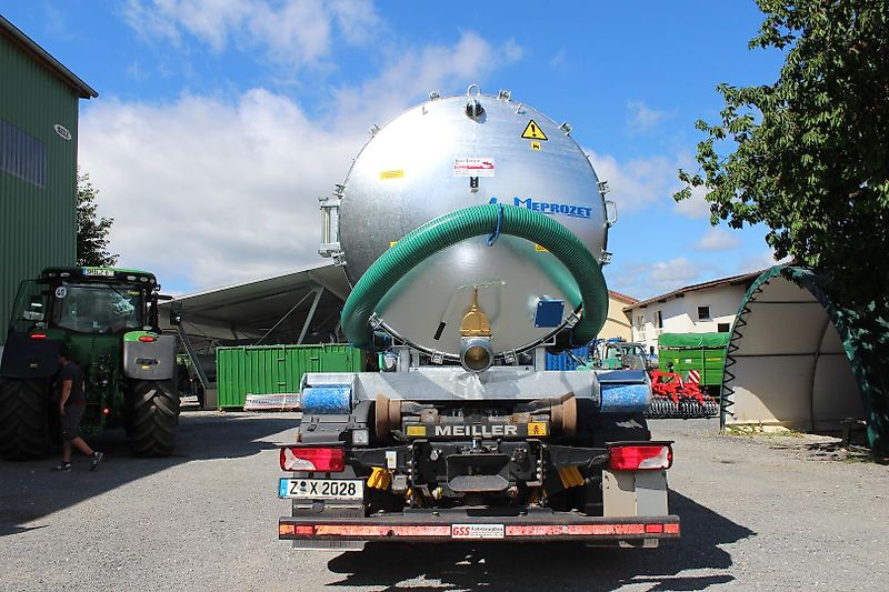 Meprozet Multilift Hakenlift-Güllefass 14000l Agritechnica