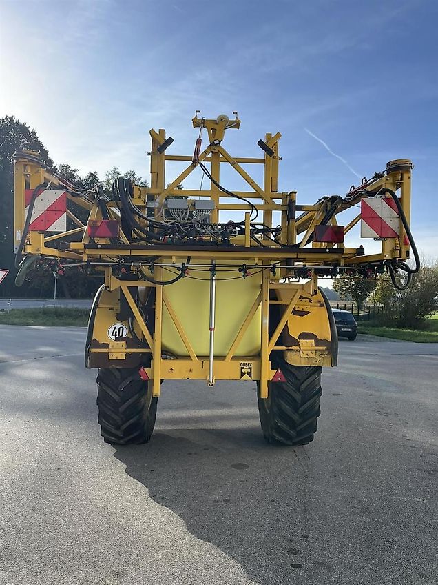 Dubex Vector mit Lenkung, 4.000 Liter Tankvolumen, 28m, Spray Control, Tank Control