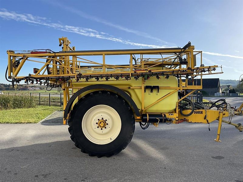 Dubex Vector mit Lenkung, 4.000 Liter Tankvolumen, 28m, Spray Control, Tank Control