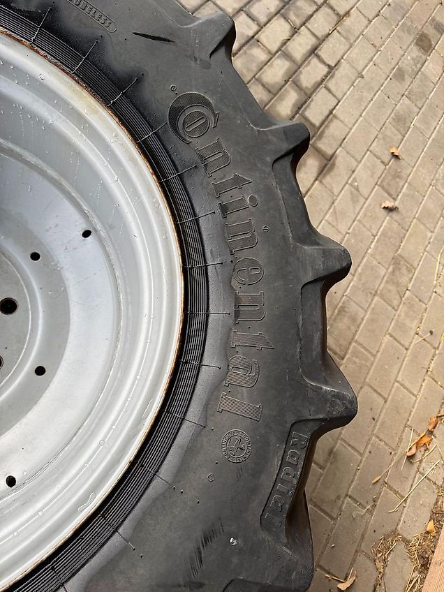 Continental 480/70R28 AC70 T
