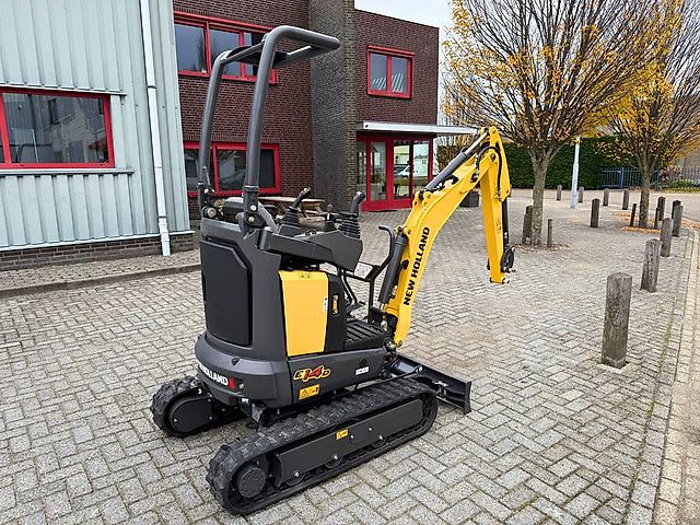 New Holland E14D Minigraver Nieuw (Overjarig)