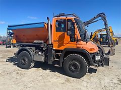 Mercedes-Benz Unimog 400
