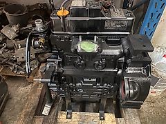 Yanmar 3TNV88 - silnik kompletny (Części zamienne)