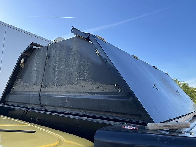 New Holland CX820 COMBINE + MAAIBORD