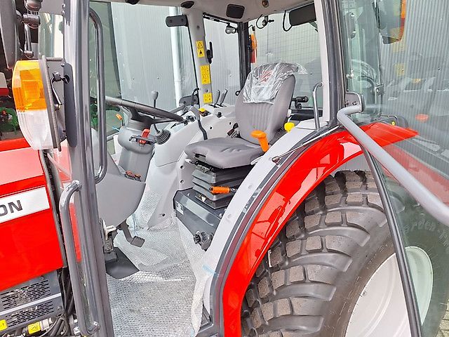 Massey Ferguson 1750M HST