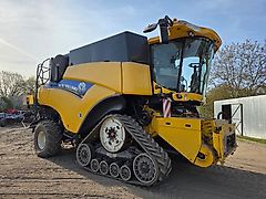 New Holland CR 9090