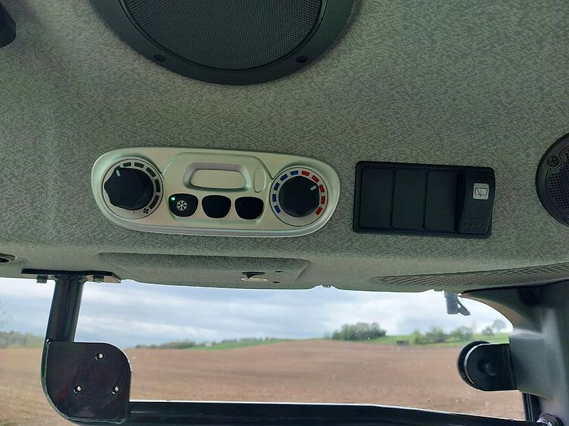 Deutz Fahr 5115 mit Druckluftanlage