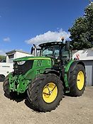 John Deere 6215R