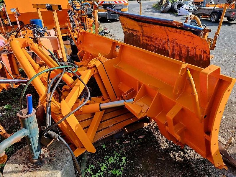 Schmidt CP2 Schneepflug Schneeschild Winterdienst Unimog