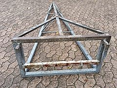 Merlo Anbaugerät Mastverlängerung 300 cm Verzinkt zum Materialtransport für die letzten meter