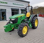 John Deere 5050E
