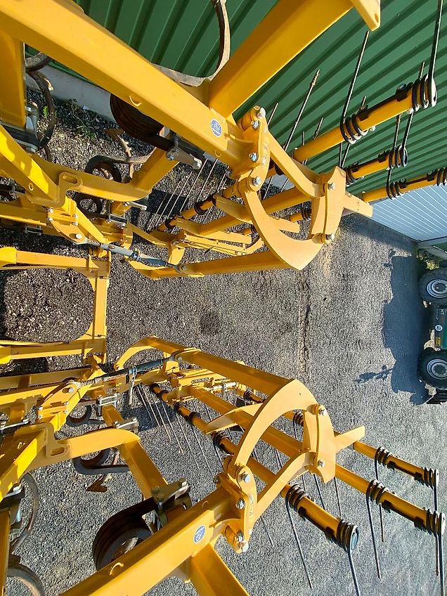 AGRISEM Biomulch Flachgrubber 6 m ohne Walze Angebaut Vorführmaschine