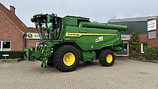 John Deere MÄHDRESCHER T5700 MY25