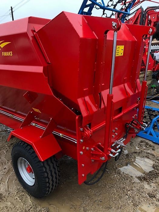 FiMAKS Poziomy wóz paszowy FMHI 4