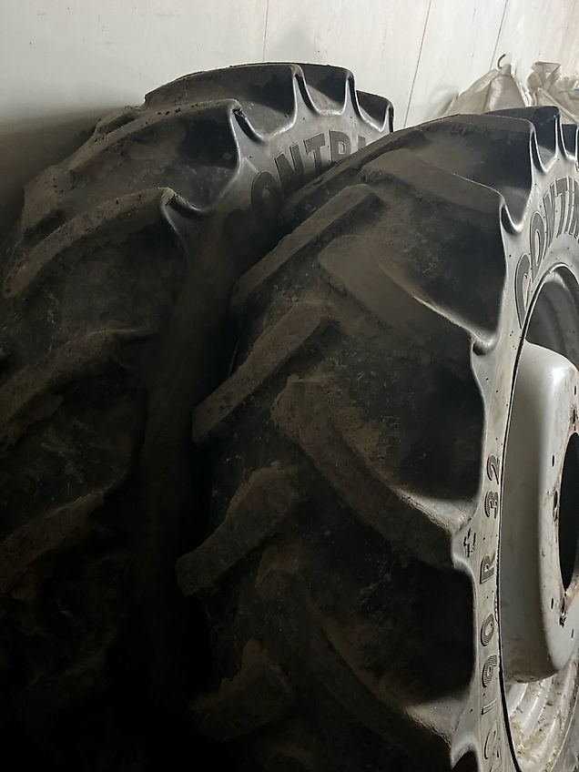 Continental 320/90R32 und 340/85R48 2,25m