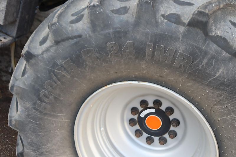 Case IH AF 8250 RAUPE.GPS