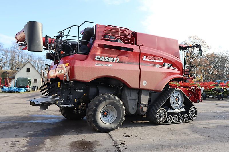 Case IH AF 8250 RAUPE.GPS