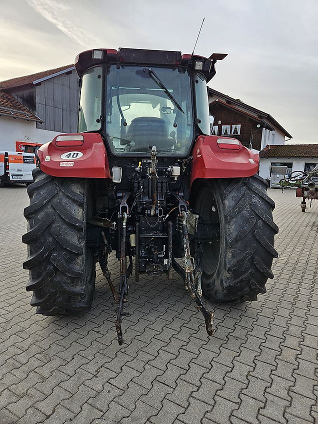 Case IH Farmall 115 U
