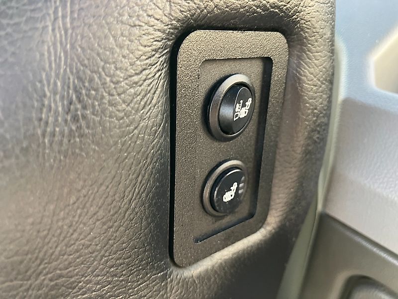 JCB 427 Agri T4F *mit Hochkippschaufel*