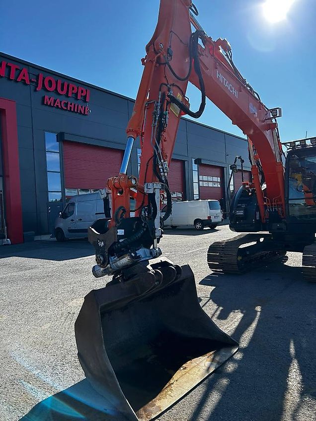 Hitachi ZX 135 US / 3D, Pyörittäjä, Rasvari, Lämmitin!