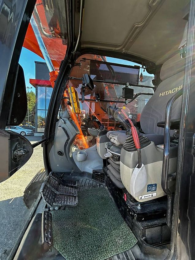 Hitachi ZX 135 US / 3D, Pyörittäjä, Rasvari, Lämmitin!