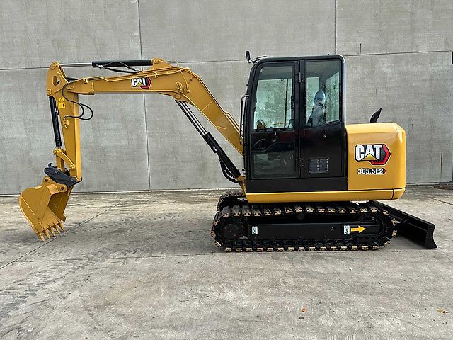 Caterpillar 305.5E2