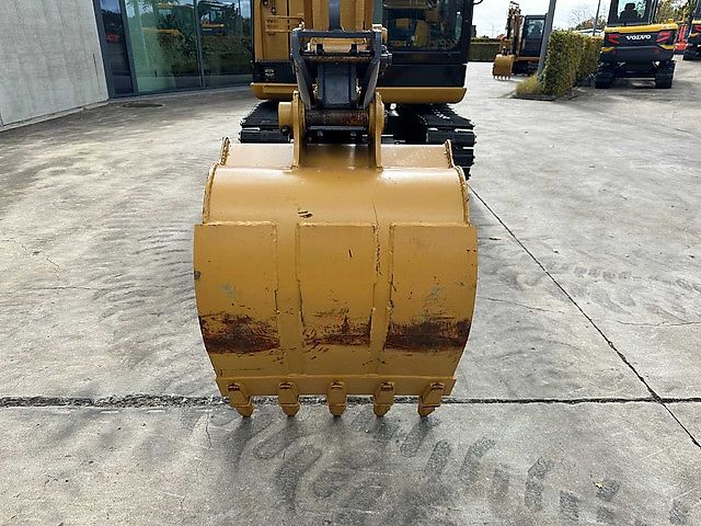 Caterpillar 305.5E2