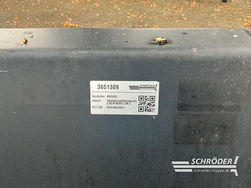 Bressel und Lade GROßVOLUMENSCHAUFEL 2,60 M MERLO ZM 3